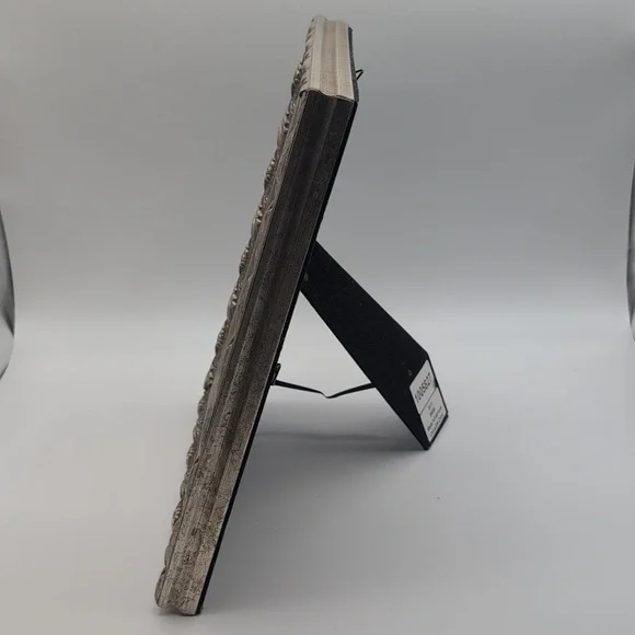 Elegant Silver Ornate Wooden Picture Frame - Picture 5 of 8